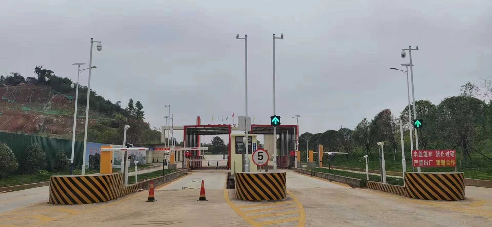 无人值守（一进一出）